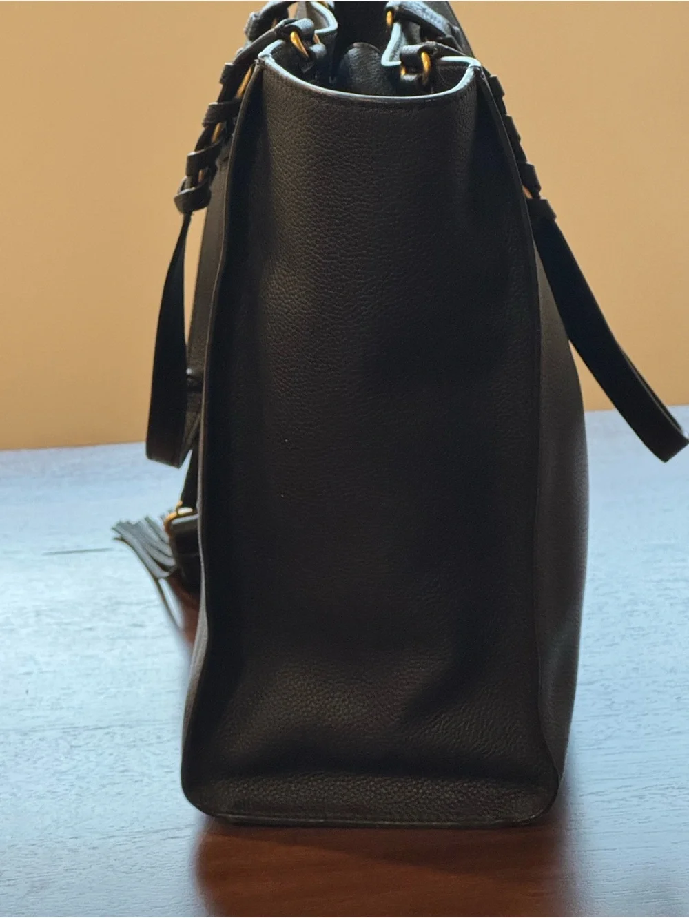 Authentic Tory Burch Taylor Pebbled Leather Tote in Black